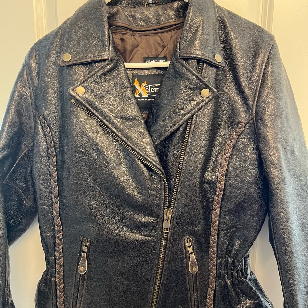 Women’s leather jacket